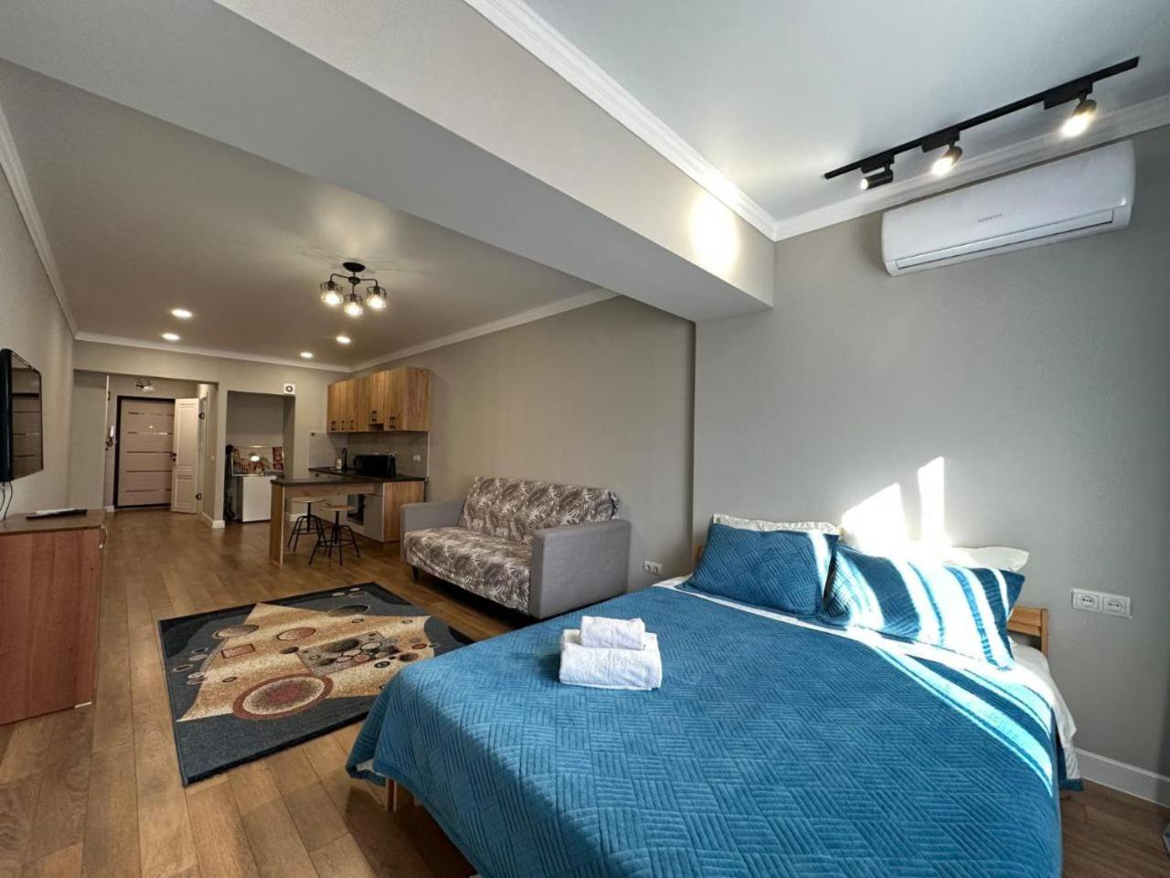Жилой Комплекс Молодежный На Тулебаева Apartment อัลมาตี ภายนอก รูปภาพ